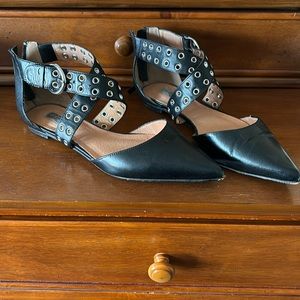 Halogen D’Orsey flats from Nordstrom. Worn 2 times. Really cute shoes. 7 1/2